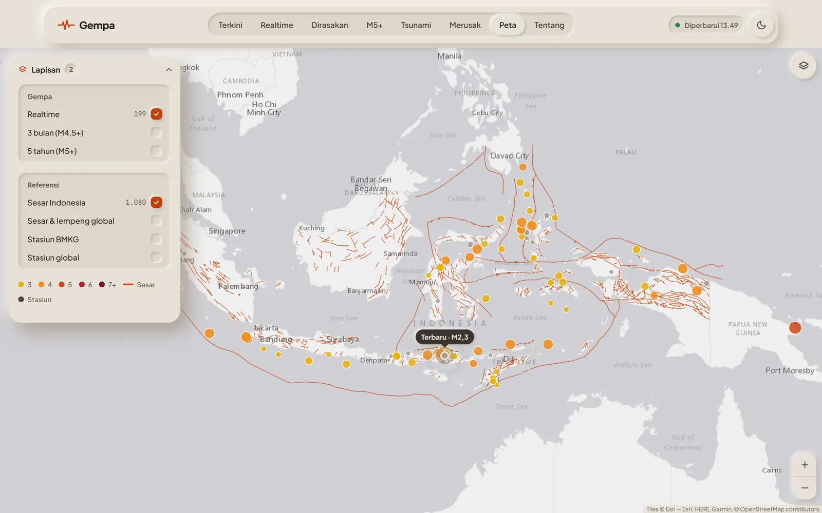 The Gempa seismicity map, with realtime detections over Indonesian fault lines